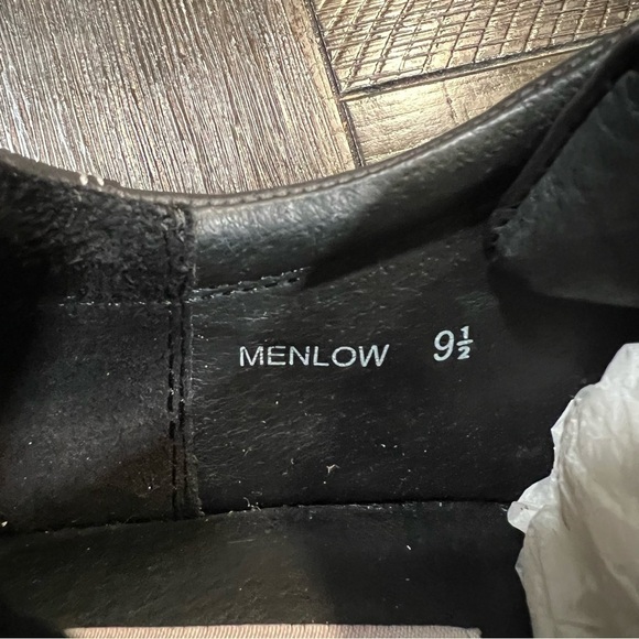 New in box Steve Madden Menlow black loafers with detailed white stitching, 9.5. - Picture 4 of 16